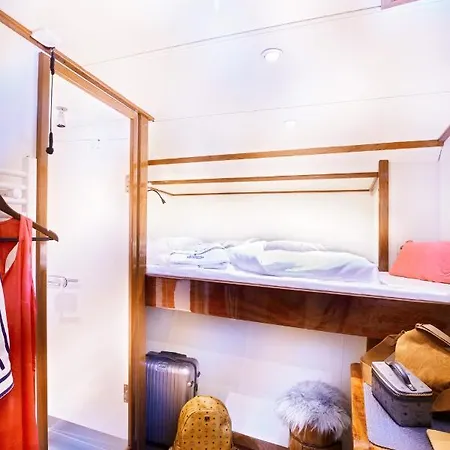 보트호텔 Segelschiff Loth Lorien *