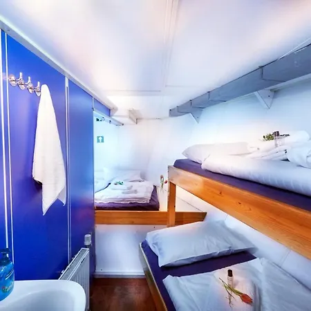 Segelschiff Loth Lorien 보트호텔