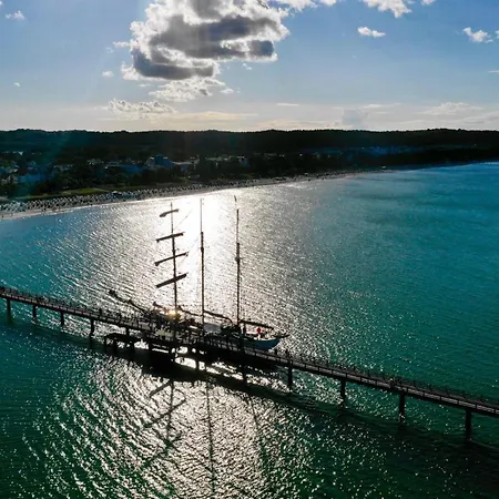 Segelschiff Loth Lorien 보트호텔